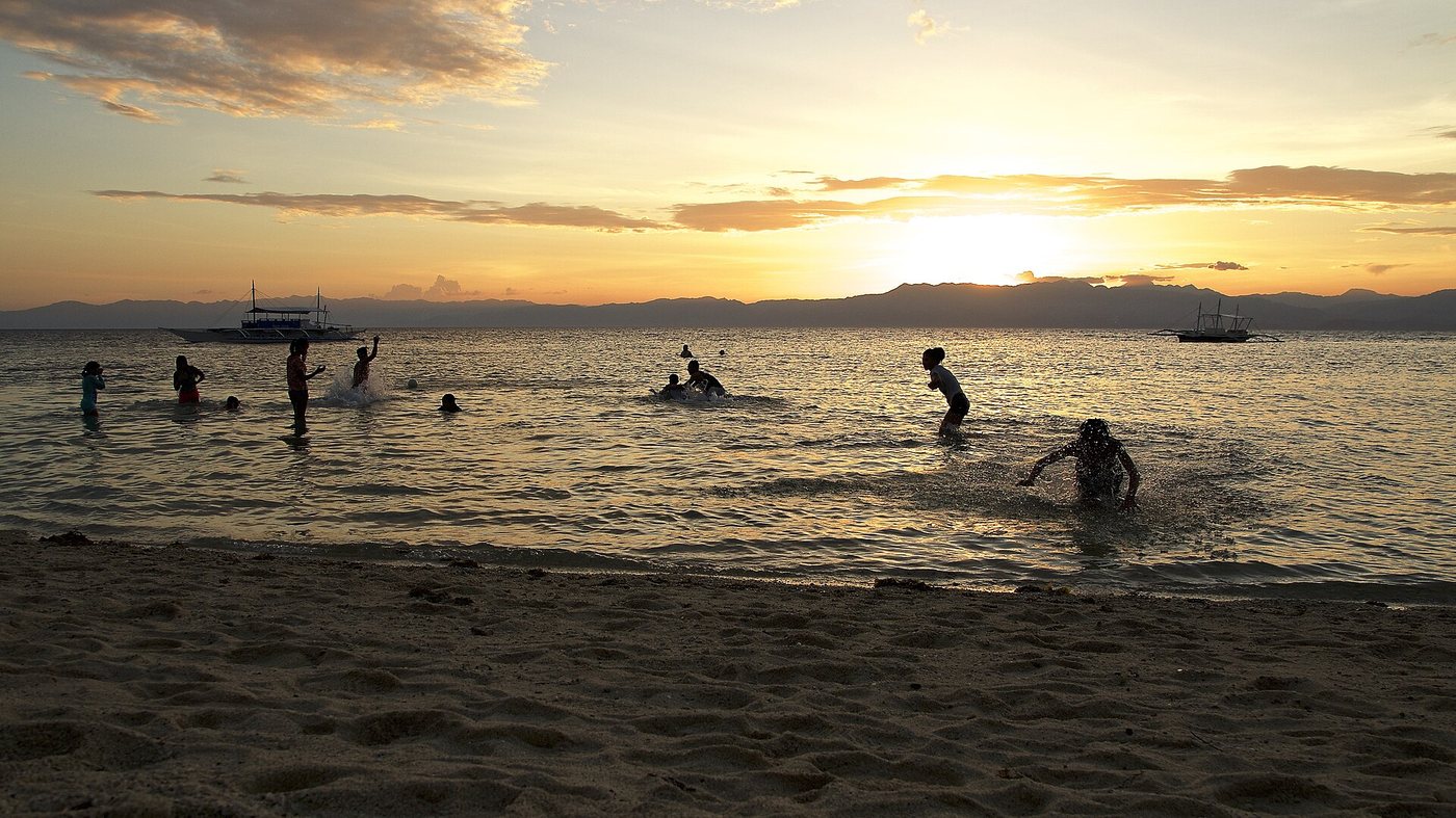 Day 1: Welcome to Cebu — Arrival & Moalboal Transfer